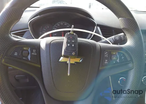 2018 Chevrolet Trax Lt from USA, damaged, VIN 3GNCJLSB1JL187786